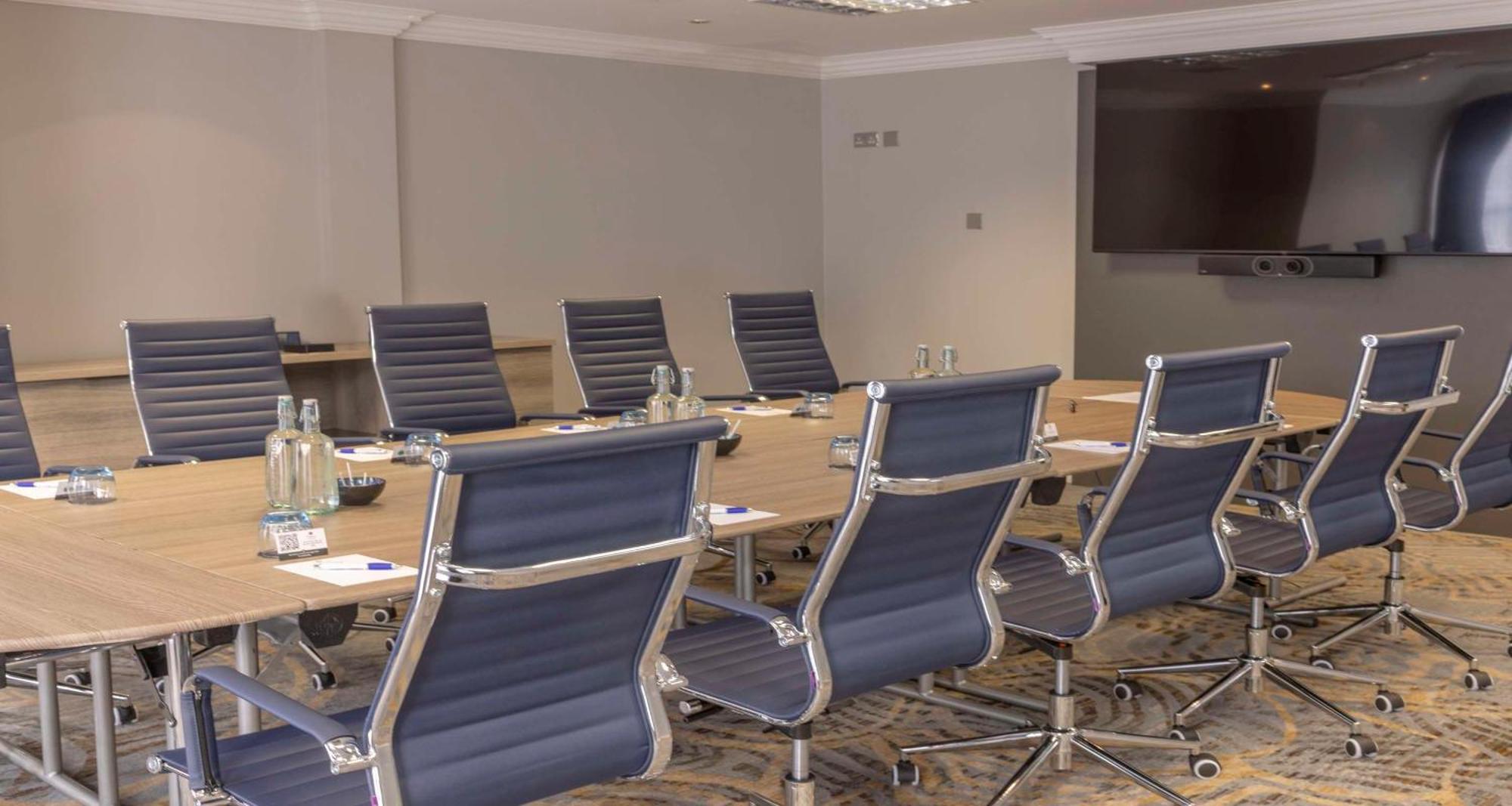 Hotel Crowne Plaza East Midlands Airport By Ihg Derby Zewnętrze zdjęcie