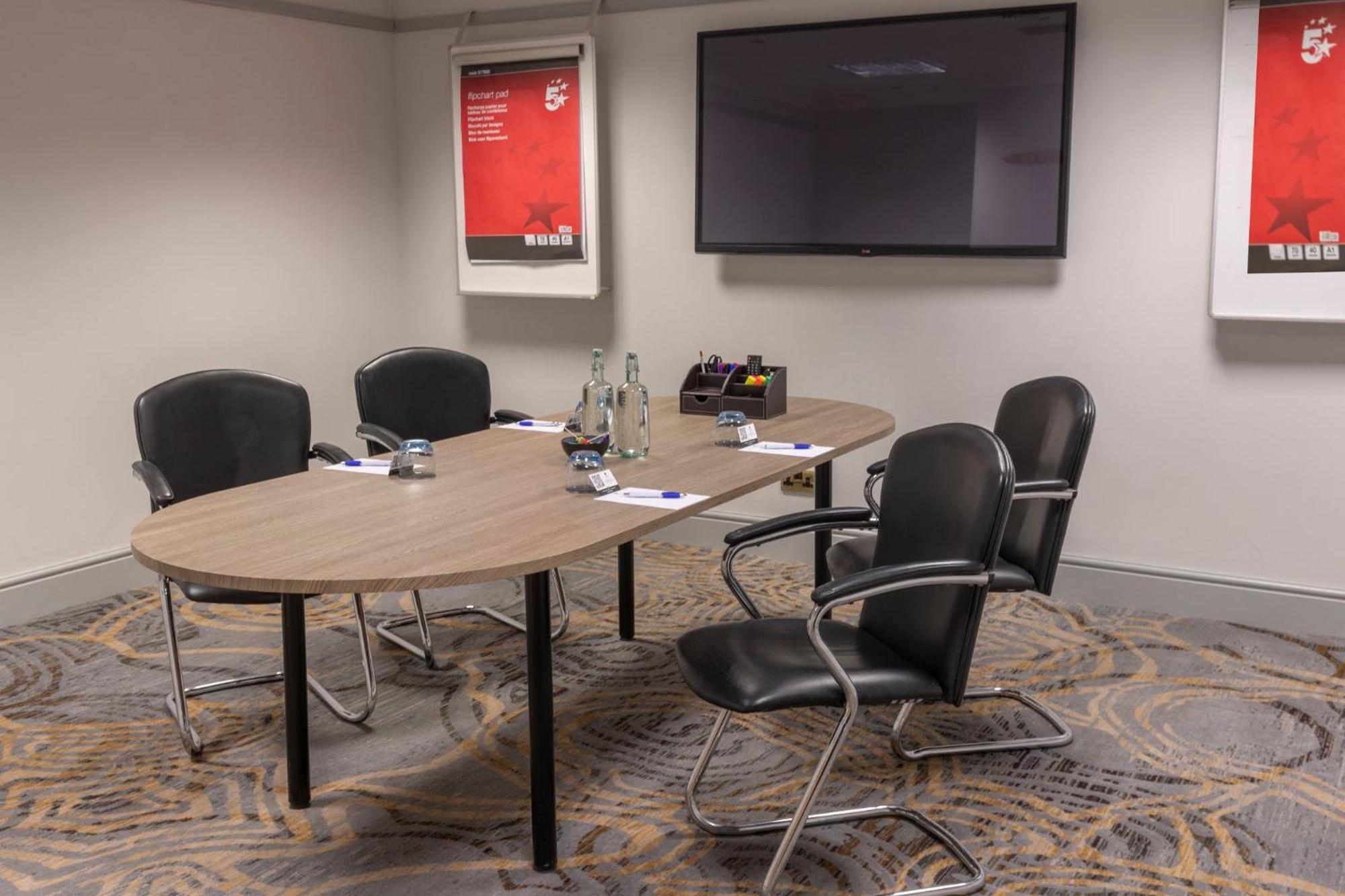 Hotel Crowne Plaza East Midlands Airport By Ihg Derby Zewnętrze zdjęcie